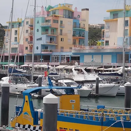 Апартаменти T1 E T2 Marina Албуфейра